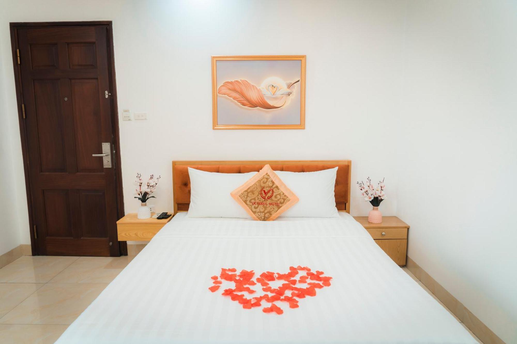 Victoria Hotel Me Tri Hanoi Bagian luar foto